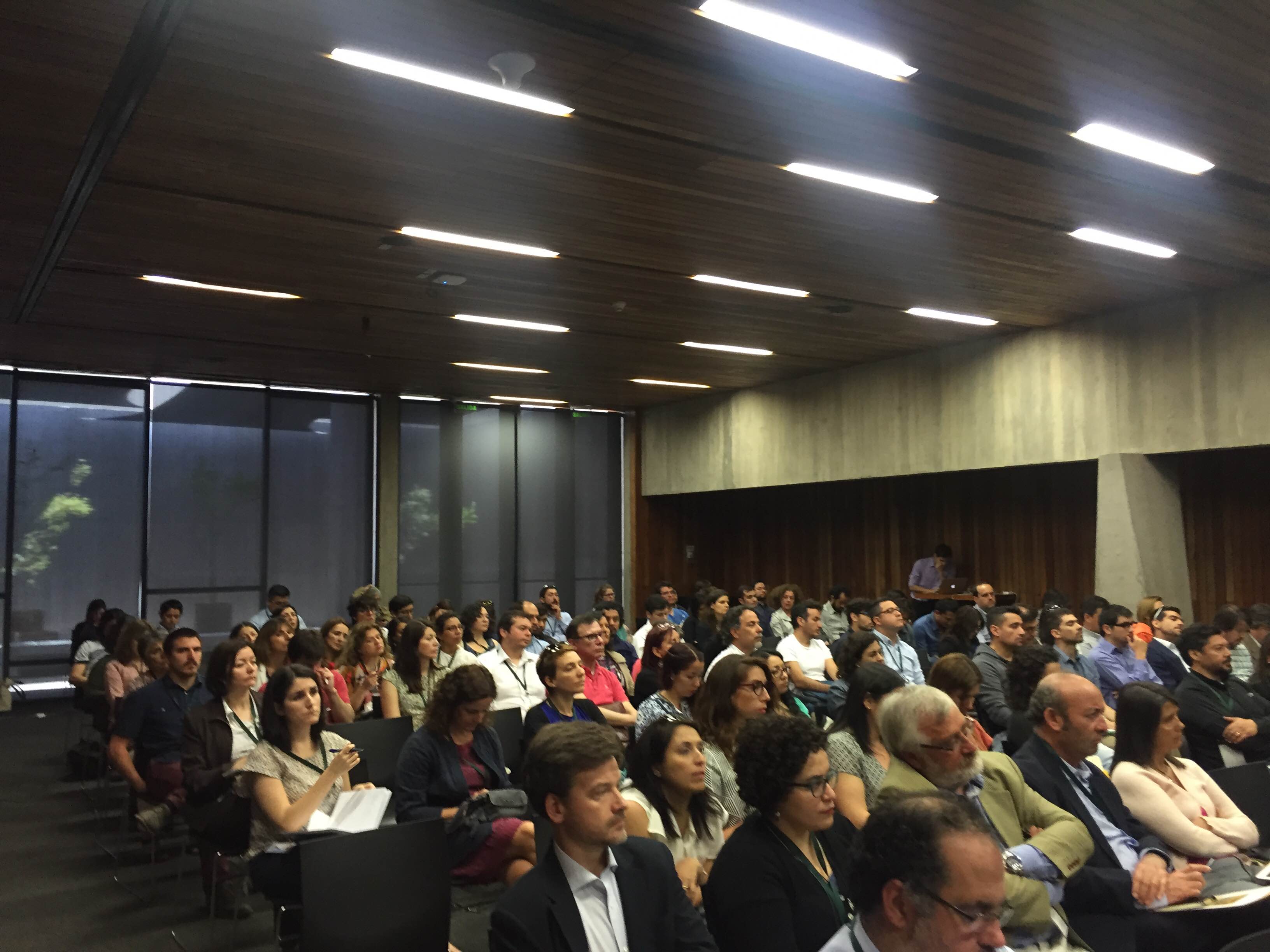 Participantes de conferencia