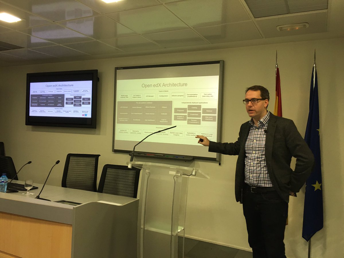 Conferencista de la la “Jornada sobre formación digital con tecnología abierta” 